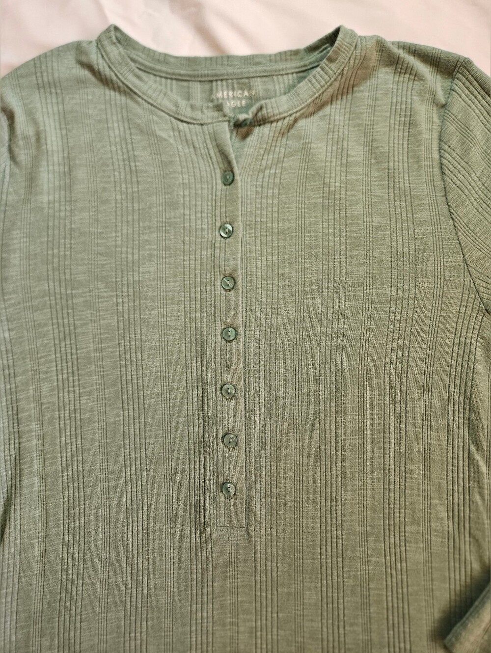 American Eagle Womens Sage Green Long Sleeve Henley Pullover Shirt Size XL - Picture 4 of 14